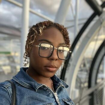 Babysitter in Orly: Ryhana