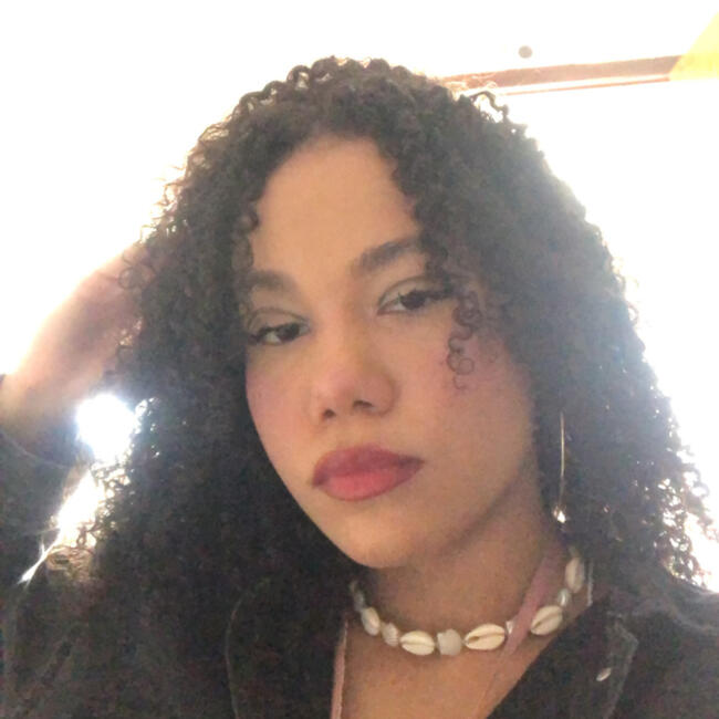 Babysitter in Blumenau: Flávia Carolina Rubas oliveira