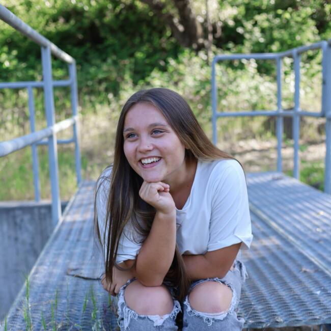 Babysitter in Auburn (California): Natalee