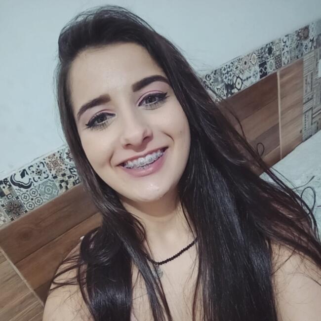 Babysitter in São Vicente: Debora