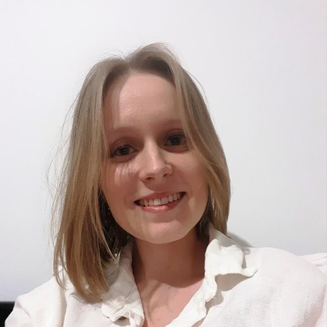 Babysitter in Villeneuve-d'Ascq: Claire