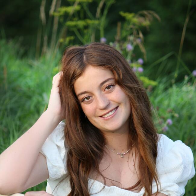 Babysitter in Center Point (Iowa): Ellie