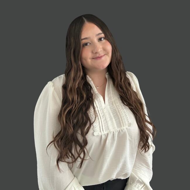 Babysitter in Vitrolles: Angelina