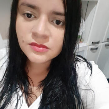 Babá em Fortaleza: Elaine