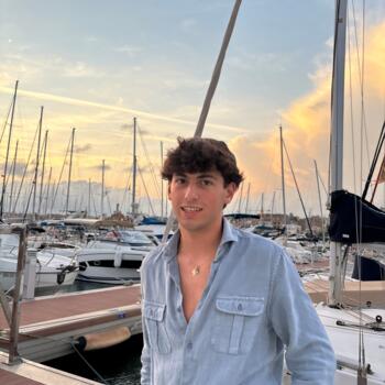 Babysitter in Pamplona: Mateo