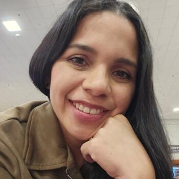 Babysitter in Añasco: Glorimar