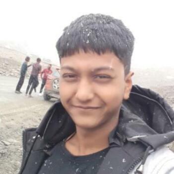 Babysitter Delhi: Rishabh