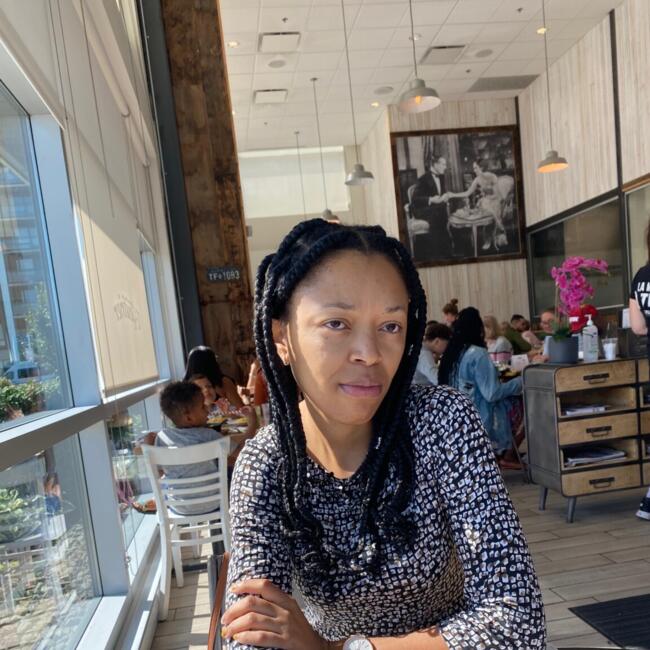 Job de garde d'enfants à Dorval: SANDRINE IVY