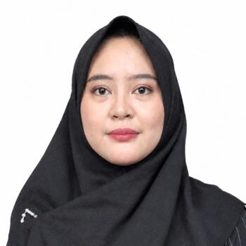 Babysitter in Depok: Romelda