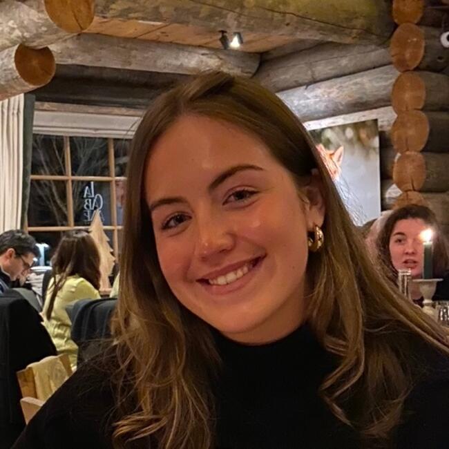 Babysitter in Dublin: Lucy