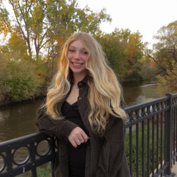 Babysitter in Macomb (Michigan): Cecilia