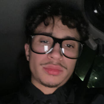 Babysitter in Loos: Danni