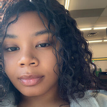 Baby-sitter Scarborough Junction: Jewel