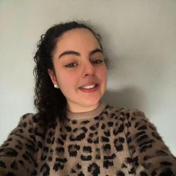 Babysitter in Les Roquetes: Miriam