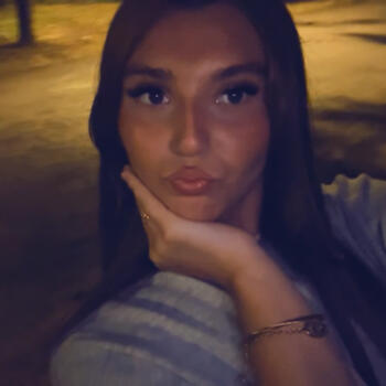 Babysitter in Torcy: Leana