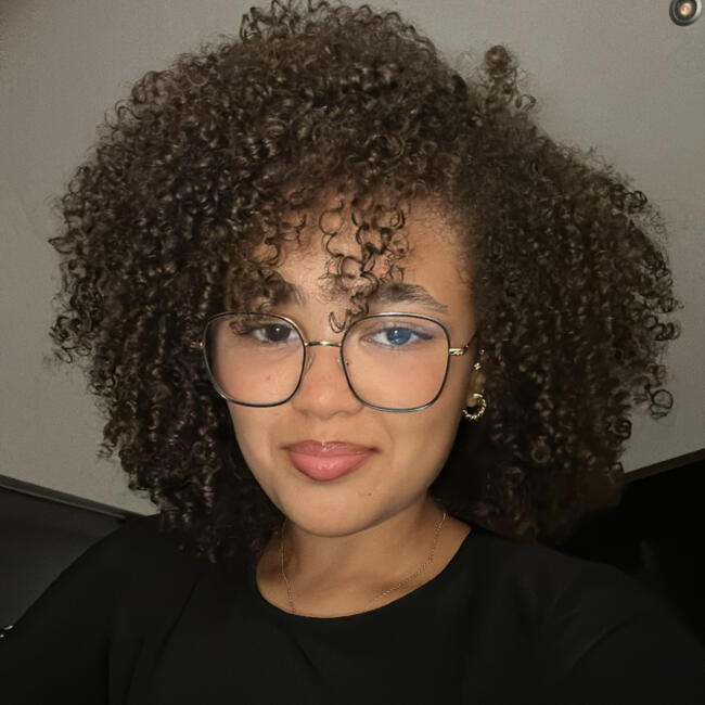 Babysitter in Niederfeulen: Caroline