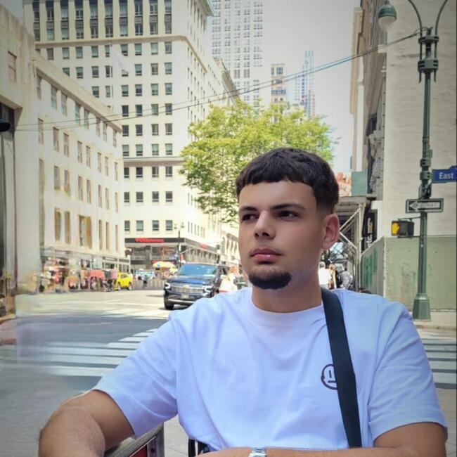 Babysitter in Bernex: Esteban