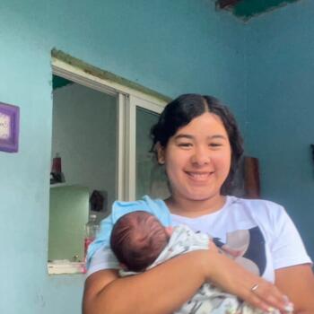 Babysitter in Caracas: Gredcarlys
