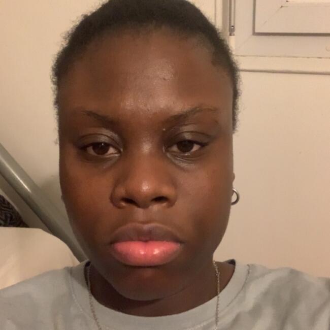 Babysitter in Breuillet: Willyana