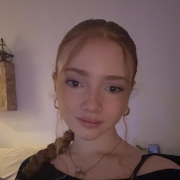 Babysitter in Ivry-sur-Seine: Louise