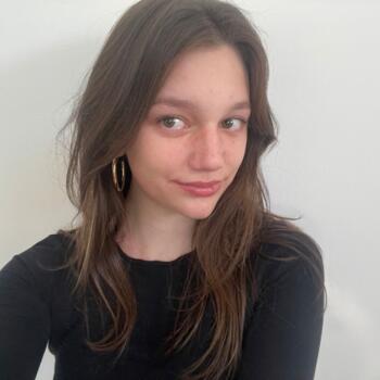 Babysitter i Brabrand: Viktória Panka