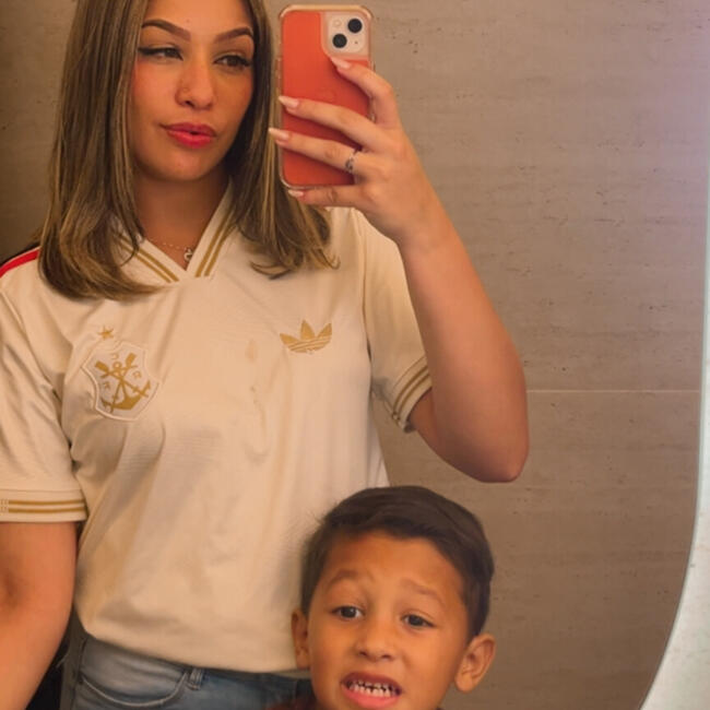 Emprego de babá em Rio de Janeiro: Lais