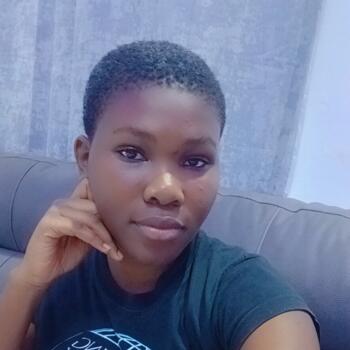 Babysitter Dodowa: Pascaline
