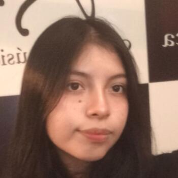 Niñera en Alóag: Natasha