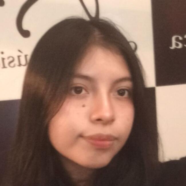 Niñera en Alóag: Natasha