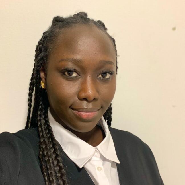 Babysitter in Massy: Youmé Ndour