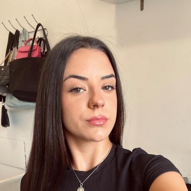 Canguro en Granada: Aitana