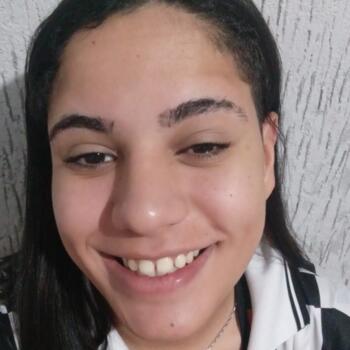 Babysitter in Brasília: Ester