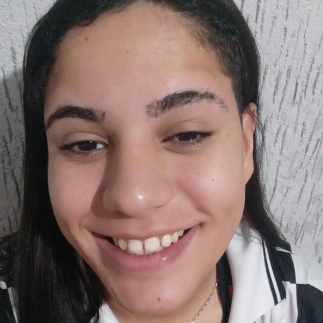 Babysitter in Brasília: Ester