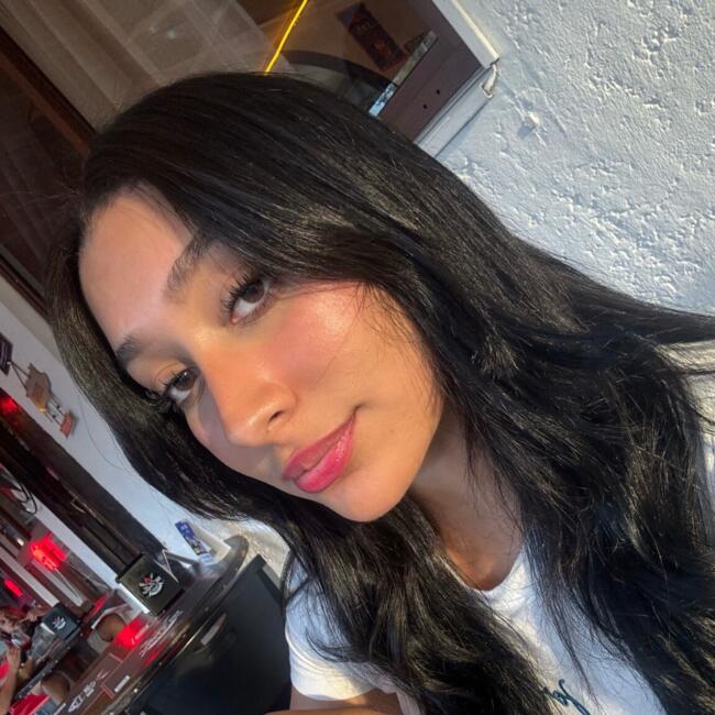 Babysitter in Panama City: Alejandra