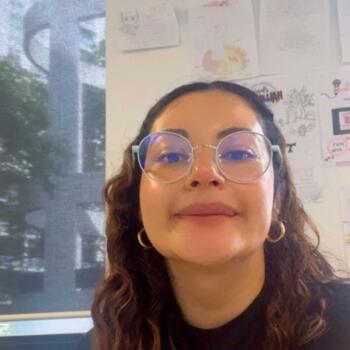 Babysitter in Sydney: Valeria