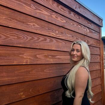 Oppas Deventer: Sharona.