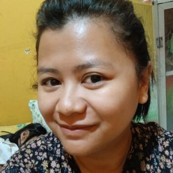 Nanny in Bandung: Yanti