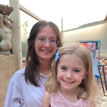 Babysitter in Écully: Marie