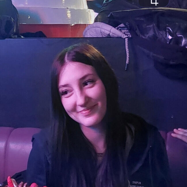 Babysitter in Pressbaum: Maya