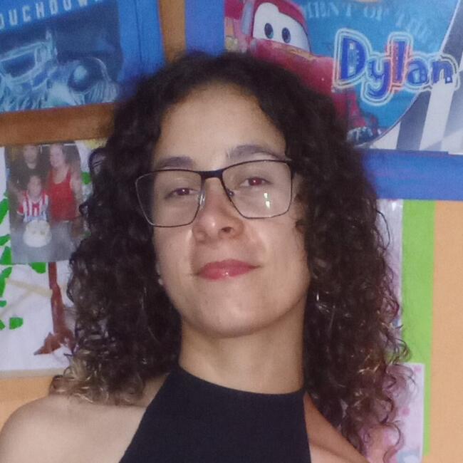Babysitter in Quilmes: Dora