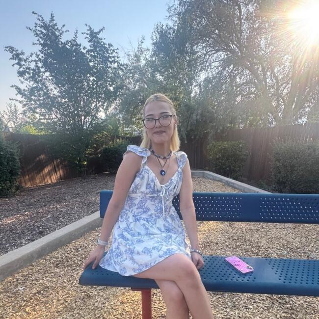 Babysitter in Colorado Springs: Savvi