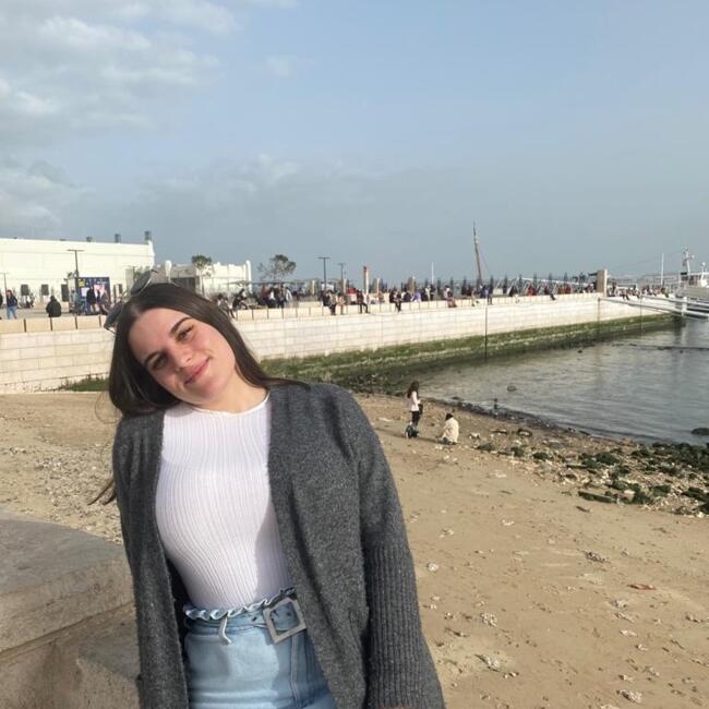 Babysitter em Lisboa: Ana