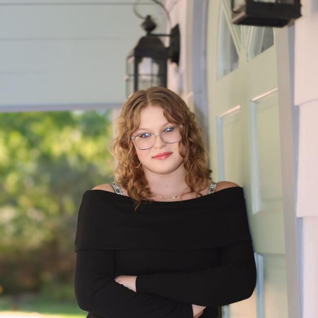 Babysitter in White Lake (Michigan): Angelina