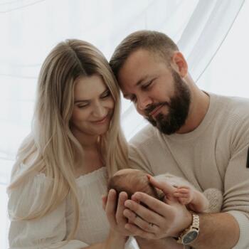 Babysitting job in Perth: babysitting job Sharayah