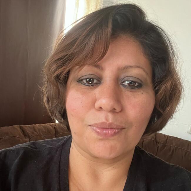 Babysitter in Lourdes: Jeanette López