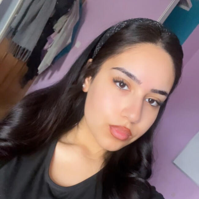Babysitter in Uxbridge: Zara