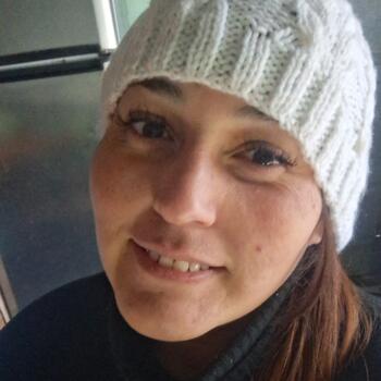 Niñera Almirante Brown: Vanesa Cabello