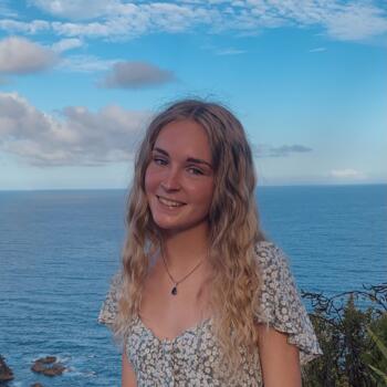 Babysitter in Auckland: Sophie