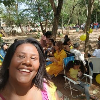 Babá em Queimados: Jéssica