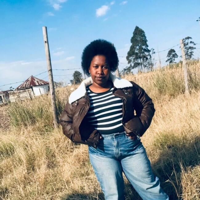 Nanny in Nyandeni: Zethu